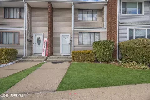 13 Quincy Cir #K, Dayton, NJ 08810