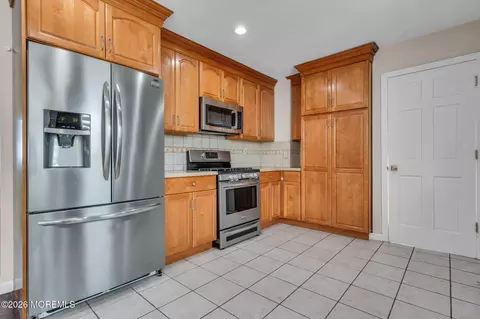 Kitchen - 3 Bruce Ter, Jackson, NJ 08527 photo 5 of 6