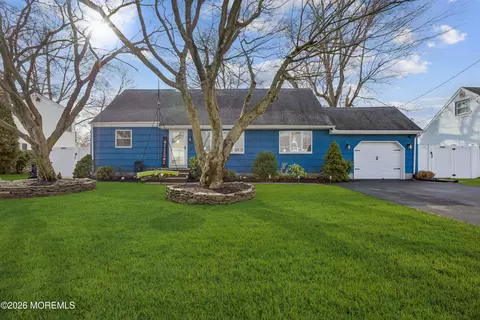 108 Elm Dr, Wall Township, NJ 07753