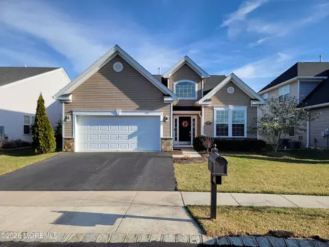 15 Sunrise Ln, Barnegat, NJ 08005