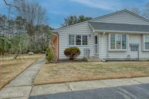 14 Betsy Ross Ln #A, Whiting, NJ 08759