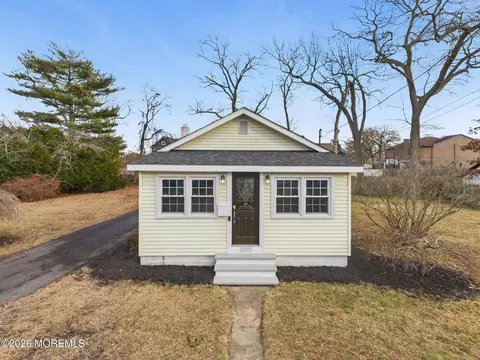1236 Benedict St, Point Pleasant, NJ 08742