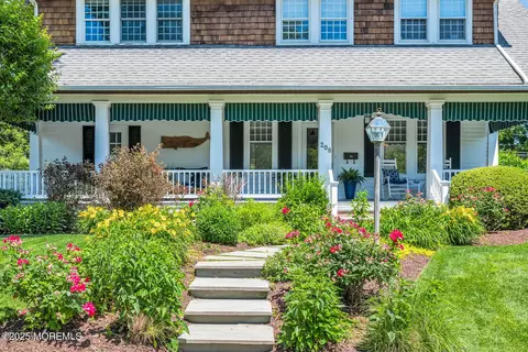 208 Tuttle Ave, Spring Lake, NJ 07762