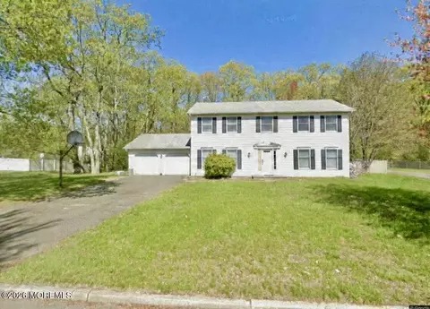 37 Hickory Hill Rd, Jackson, NJ 08527