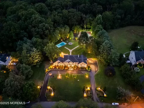 29 Van Hise Dr, Millstone, NJ 08535