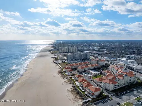 21 Riviera Dr, Long Branch, NJ 07740