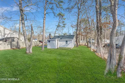 Exterior - 32 Chestnut St, Waretown, NJ 08758 photo 3 of 4