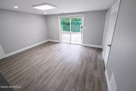 Living - 5 Albany Ave, Jackson, NJ 08527 photo 1 of 3