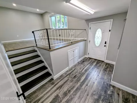 Entry Way - 5 Albany Ave, Jackson, NJ 08527 photo 1 of 1