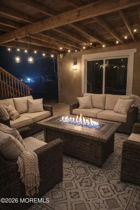 910 Florence Ave, Union Beach, NJ 07735