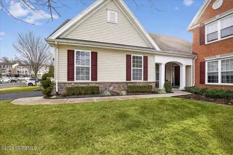 1 Barbour Ct #1216, Old Bridge, NJ 08857