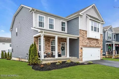 50 Osprey Ave, Manahawkin, NJ 08050
