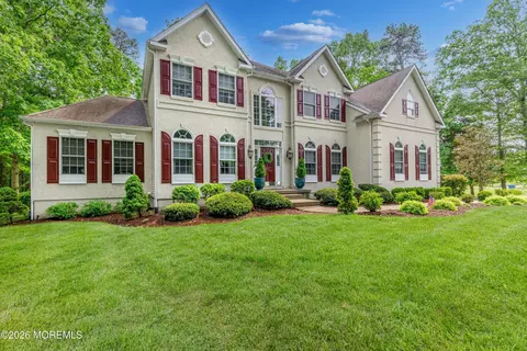 1 Prince Ct, Jackson, NJ 08527