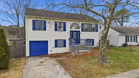 198 Village Dr, Barnegat, NJ 08005
