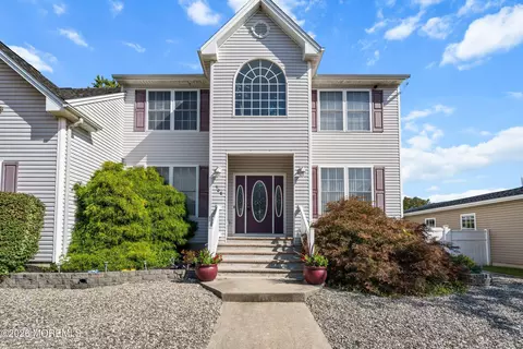 308 Pine Forest Ln, Forked River, NJ 08731