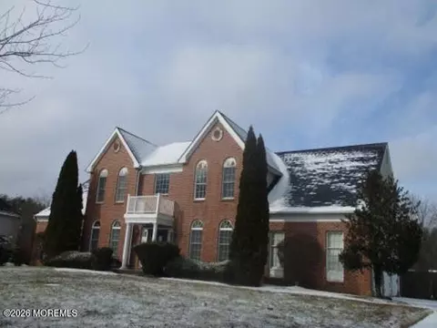 411 Peter Forman Dr, Freehold, NJ 07728
