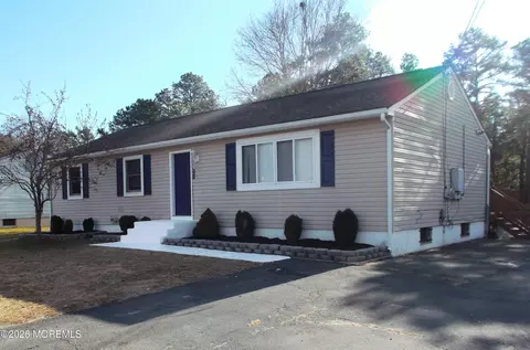 106 Tecumseh Trl, Browns Mills, NJ 08015