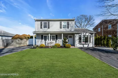 41 Adamston Dr, Brick, NJ 08723