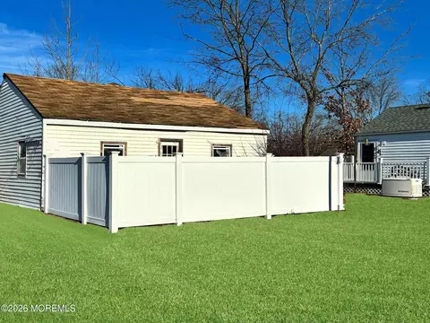 Exterior - 16 Rustic Dr, Howell, NJ 07731 photo 7 of 7