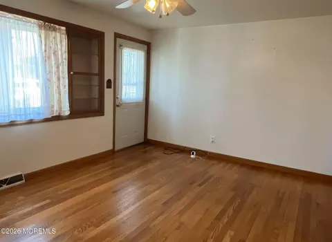 Living - 16 Rustic Dr, Howell, NJ 07731 photo 1 of 4