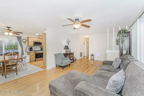 Other - 237 Pine Tree Dr, Brick, NJ 08723 photo 5 of 6