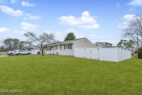 Exterior - 237 Pine Tree Dr, Brick, NJ 08723 photo 1 of 4