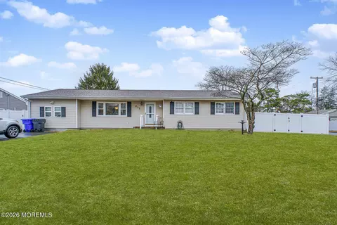 Other - 237 Pine Tree Dr, Brick, NJ 08723 photo 2 of 6