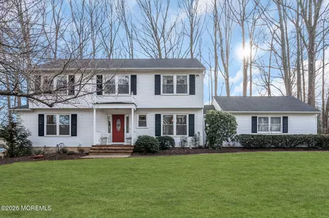 85 Radcliffe Dr, Lincroft, NJ 07738