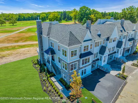 184 Eagle Way, Eatontown, NJ 07724