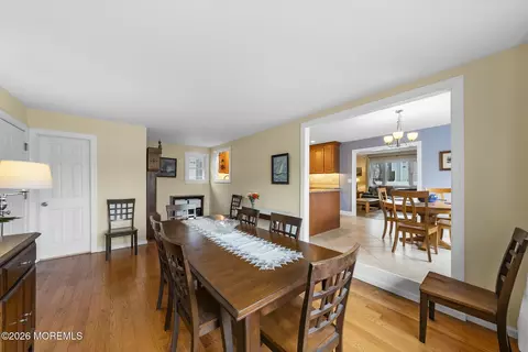 Dining - 101 Havens Dr, Brick, NJ 08723 photo 3 of 4