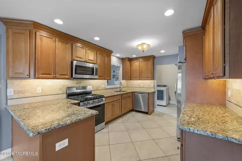 Kitchen - 101 Havens Dr, Brick, NJ 08723 photo 1 of 2