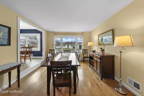 Dining - 101 Havens Dr, Brick, NJ 08723 photo 4 of 4