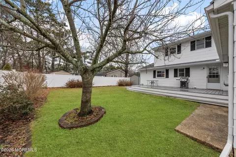 Exterior - 101 Havens Dr, Brick, NJ 08723 photo 1 of 3