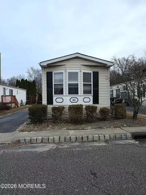 80 Secretariat St #66, Howell, NJ 07731