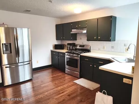 204 Schley Ave, Toms River, NJ 08755