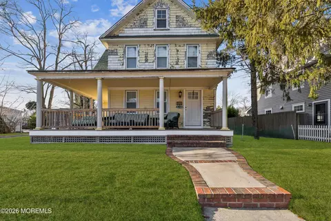 909 Arnold Ave, Point Pleasant, NJ 08742