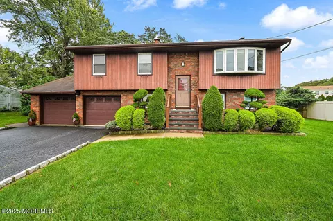 308 Stone Rd, Hazlet, NJ 07730