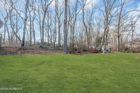 Exterior - 13 Dunbarton Rd, Jackson, NJ 08527 photo 10 of 12