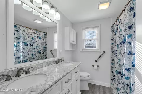 Bath - 13 Dunbarton Rd, Jackson, NJ 08527 photo 2 of 2