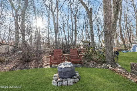Exterior - 13 Dunbarton Rd, Jackson, NJ 08527 photo 8 of 12