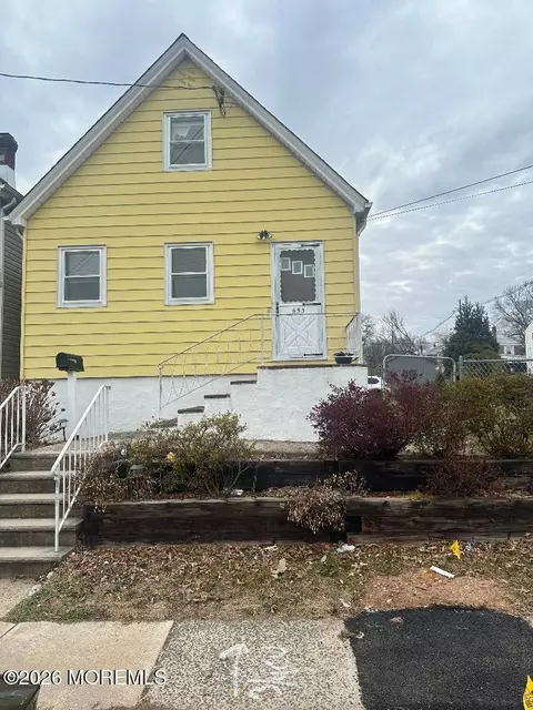 653 Raritan Ave, Perth Amboy, NJ 08861