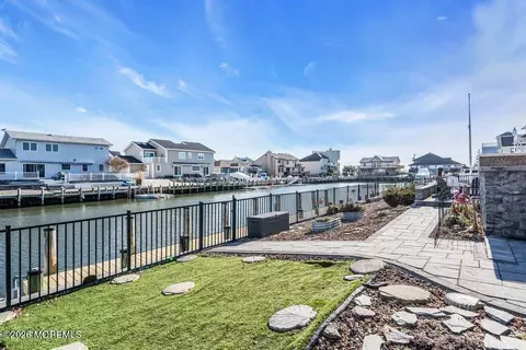 Exterior - 1208 Gannet Ct, Forked River, NJ 08731 photo 10 of 11