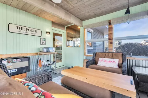 Exterior - 1208 Gannet Ct, Forked River, NJ 08731 photo 4 of 11