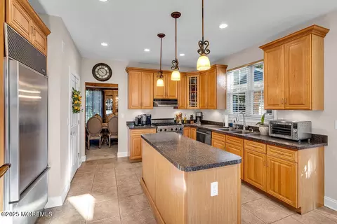 Kitchen - 24 Conor Rd, Jackson, NJ 08527 photo 3 of 7