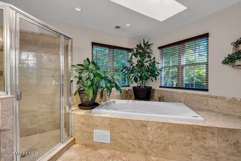Bath - 24 Conor Rd, Jackson, NJ 08527 photo 5 of 7