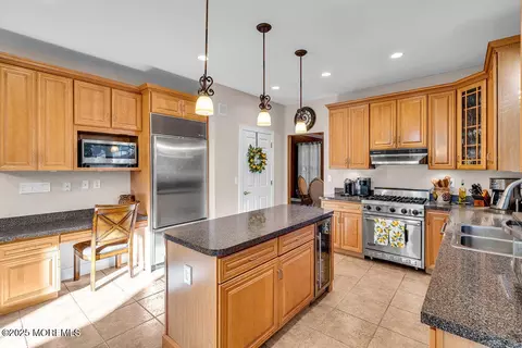 Kitchen - 24 Conor Rd, Jackson, NJ 08527 photo 4 of 7
