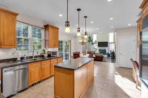 Kitchen - 24 Conor Rd, Jackson, NJ 08527 photo 5 of 7