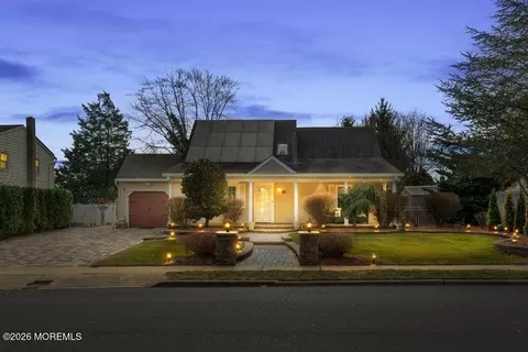 39 Cypress Rd, Toms River, NJ 08753