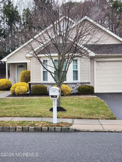 3503 Vicari Ave, Toms River, NJ 08755