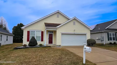 46 Ivy Creek Dr, Little Egg Harbor, NJ 08087
